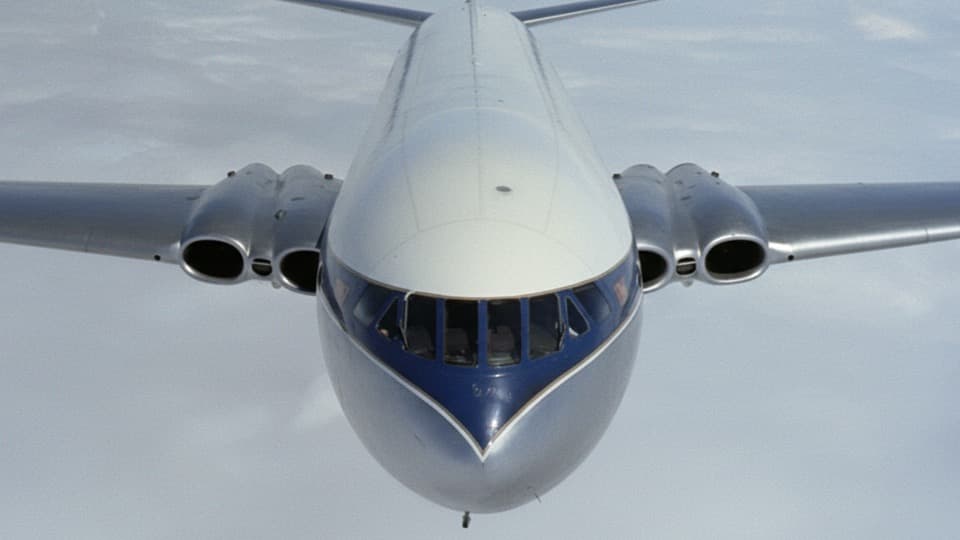 De Havilland Comet Stock Footage.